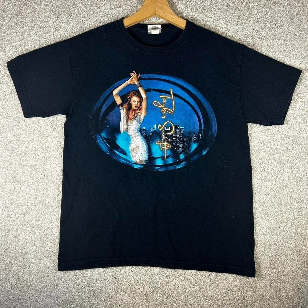 Vintage Taylor Swift Speak now world tour black music t-shirt Youth M